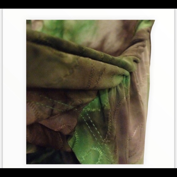 🔴Multi Color Top- Size S - Picture 4 of 4